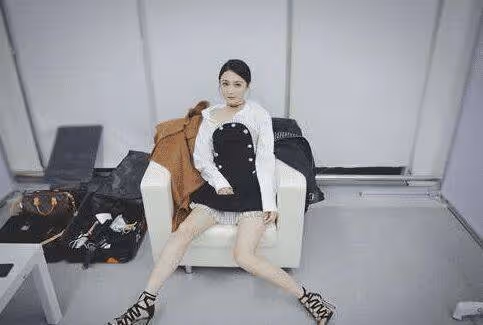 意外走紅後轉身就離婚 如今已淪為路人