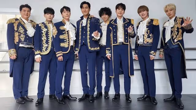 Super Junior獅城快閃26小時　演唱會結束大吃螃蟹慶功