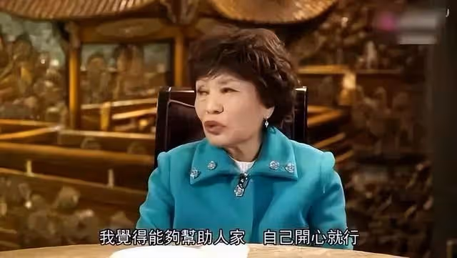 推自傳籌得50萬善款!知名老戲骨久違亮相,曝要靠標靶藥控制病情