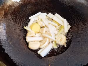 家常燉黃花魚