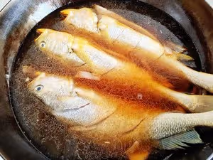 家常燉黃花魚
