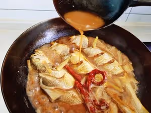 家常燉黃花魚