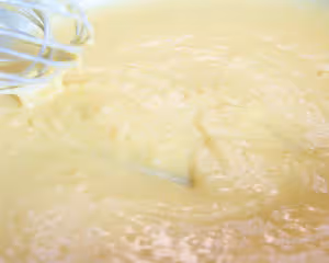 自製月餅餡：豆沙、蓮蓉、奶黃
