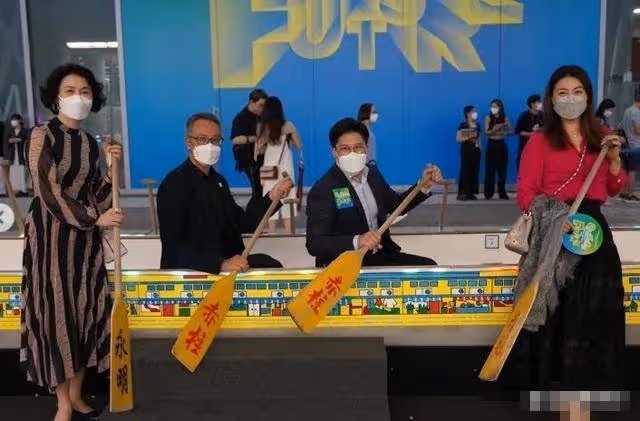 霍啟剛事業越來越好,他表示非常感謝郭晶晶,能做他堅實的後盾力量