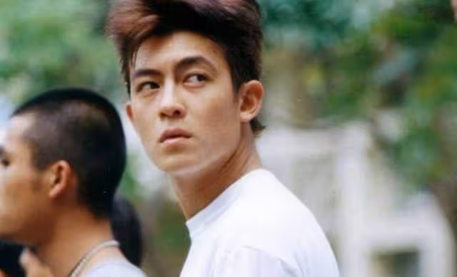 48歲金城武近況曝光,身材依舊面部鬆垮,男神顏值大不如前