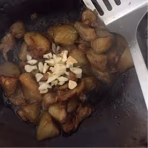 京味兒十足：老北京家常素燒茄子（簡單易做零失敗，⬇️另附⬇️肉燒版做法🧚‍♀️）