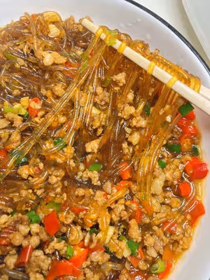 超下飯的螞蟻上樹！