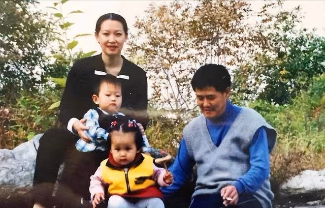 成名就離婚的男星,有人三婚三離,有人始亂終棄,個個是負心漢