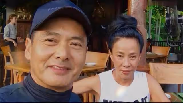 周潤發妻陳薈蓮「素顏外出跑步」超接地氣,「不避鏡頭」呈現最自然一面 「樸素穿搭」:比刻意打扮漂亮