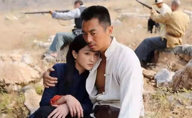 她被稱為「最乾淨」的女星，曾在婚後3年生2孩，今老公紅得一塌糊塗