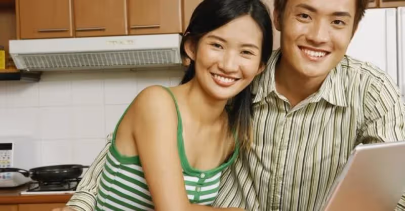岳母賣房給兒子換房，女兒家養老，女婿：先平分房款，再平攤養老