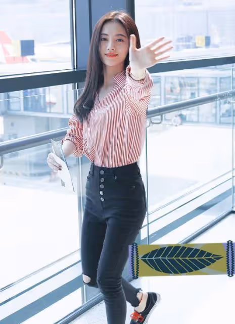 李藝彤的私服寫真照片,不愧是顏值少女,她是許多宅男心中的女神