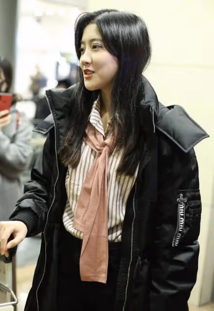 李藝彤的私服寫真照片,不愧是顏值少女,她是許多宅男心中的女神