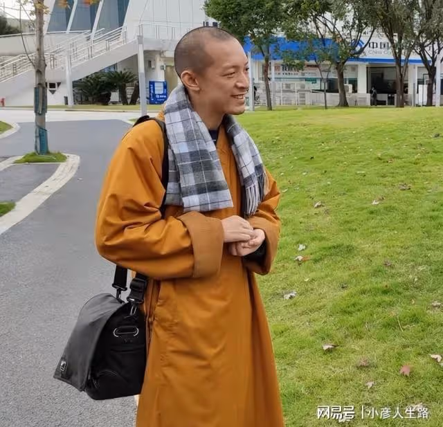 北大天才柳智宇:出家12年後還俗,主動降薪至2萬,帳號漲粉8萬