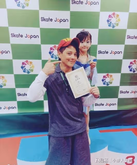 莫少聰弟弟近照曝光！定居美國已10年沒見面，供其讀書卻不求回報