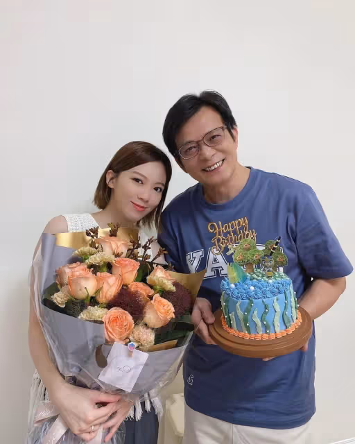 黃日華慶61歲生日　女兒黃芷晴親手做蛋糕獻孝心