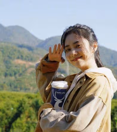 31歲譚松韻終於開竅了!穿時尚抹身材裙秀事業線,可以演蘇妲己了