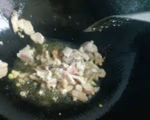 凍豆腐燉小白菜