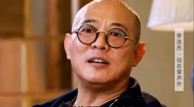 李連杰陪妻女逛街 定居歐洲疑仍未改回國籍