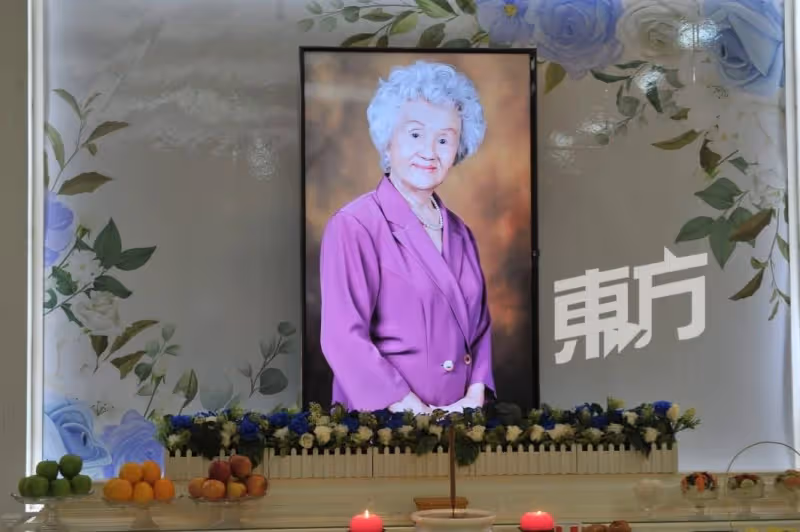 韓瑛10年前已選好遺照　家屬遵從遺願骨灰海葬