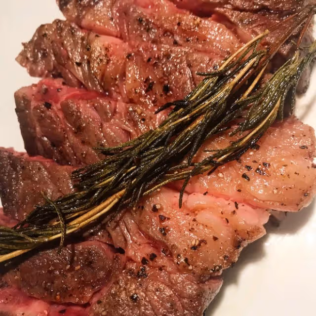 原汁原味·煎上腦牛排