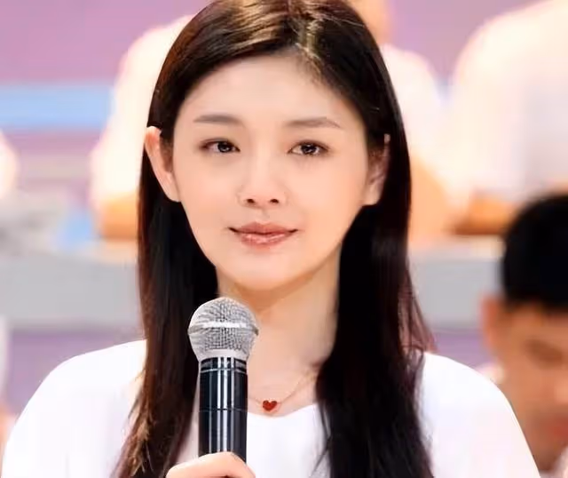 大s到底多愛具俊曄！為討好婆婆疑似給女兒改姓，網友：心疼汪小菲