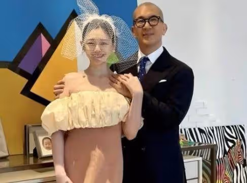 大s到底多愛具俊曄！為討好婆婆疑似給女兒改姓，網友：心疼汪小菲