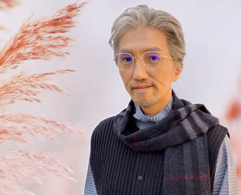 女歌迷曬與林志炫合影照,滿頭白髮滿臉皺紋,身體狀況讓人擔憂,網友:一副滄桑模樣