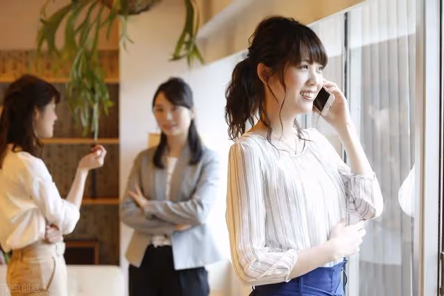 兒子趕媽走,會遭報應的"兒子:我就是遭報應,也比你到我家裝病好
