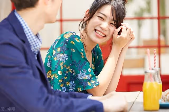 失業男人讓母親與哥嫂一家來長住,妻子:我倆AA,你自己養,我不伺候
