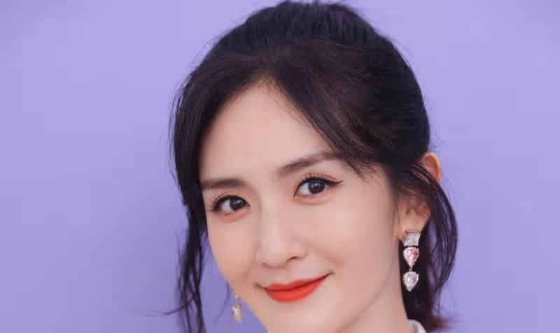 謝娜出鏡首秀賣房子,卻忘記打開美顏,39歲真實顏值認真的?