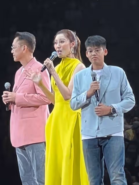李嘉欣出院8月後再惹擔憂!近照曝光枯瘦如柴,臉頰凹陷青筋暴起