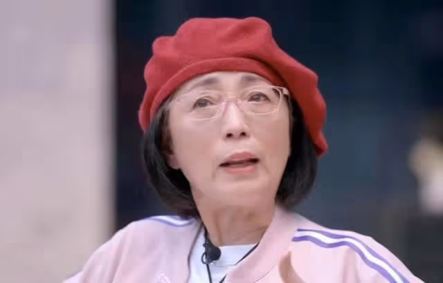 曾目睹前任出軌!知名港星稱一度不相信愛情,曝對方長得像王祖藍