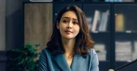 演員俞銘嘉:被父母逼婚後,27歲就嫁給了相親對象,現在怎麼樣了?