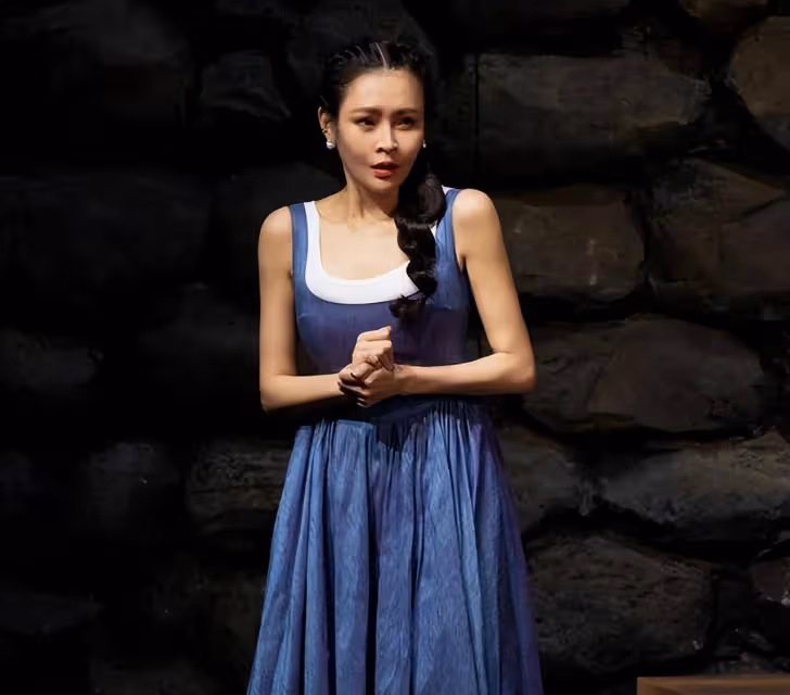演員俞銘嘉：被父母逼婚後，27歲就嫁給了相親對象，現在怎麼樣了？