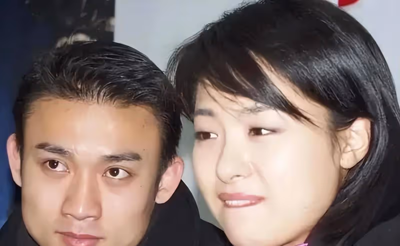 沉傲君：向聶遠求婚200萬，被拒絕，相親時娶了