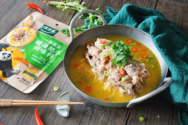超下飯的酸湯肥牛，做法超級簡單～