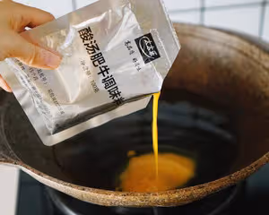 超下飯的酸湯肥牛，做法超級簡單～