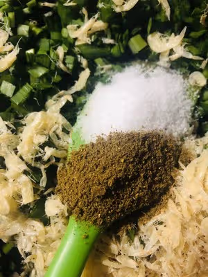 韭菜雞蛋素餃子（附韭菜不出水絕招）