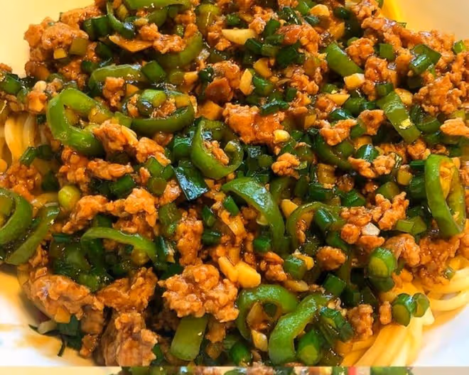 尖椒肉沫打滷面