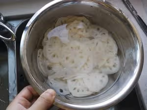 涼調藕片