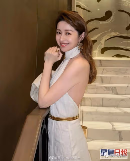 TVB前港姐婚後依舊美艷!化身飛機師賀老公50歲生日