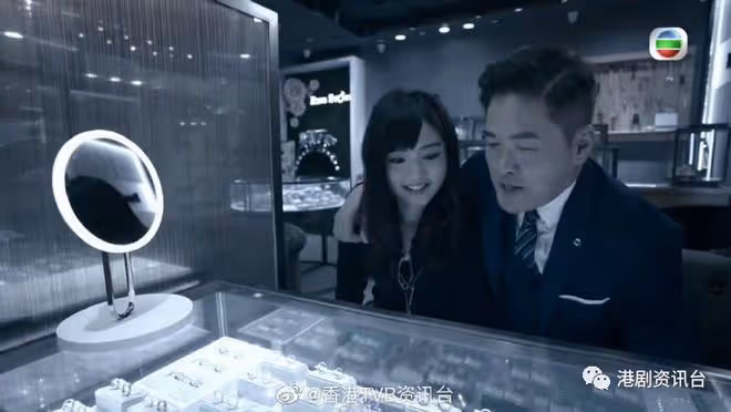 26歲TVB上位小花扮援J少女!封TVB御用學生妹童顏好煞食