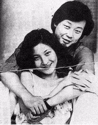 一夫兩妻!兩女共侍一夫37年 「2個妻子和諧同住一棟樓」九旬母親「卻住養老院」:錢都是自己支付的