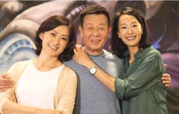 一夫兩妻!兩女共侍一夫37年 「2個妻子和諧同住一棟樓」九旬母親「卻住養老院」:錢都是自己支付的