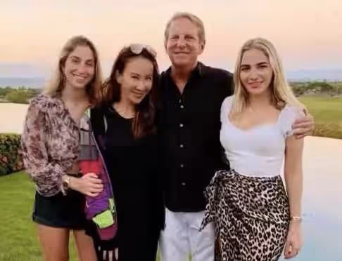 47歲李玟近照認不出,五官大變與舞臺上判若兩人,網友:已經老年人狀態