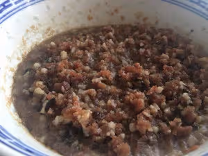 雲腿玫瑰酥皮月餅，就是要有肉才吃