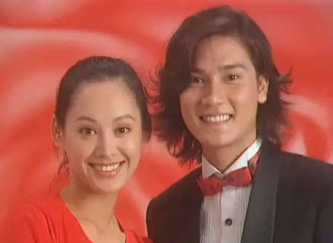 51歲港星丁子峻定居上海,娶內地女演員為妻,結婚16年無娃仍恩愛