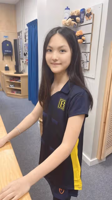 李湘12歲女兒入讀英國貴族學校！宿舍奢華似豪宅，學費一年30萬