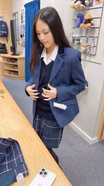 李湘12歲女兒入讀英國貴族學校！宿舍奢華似豪宅，學費一年30萬